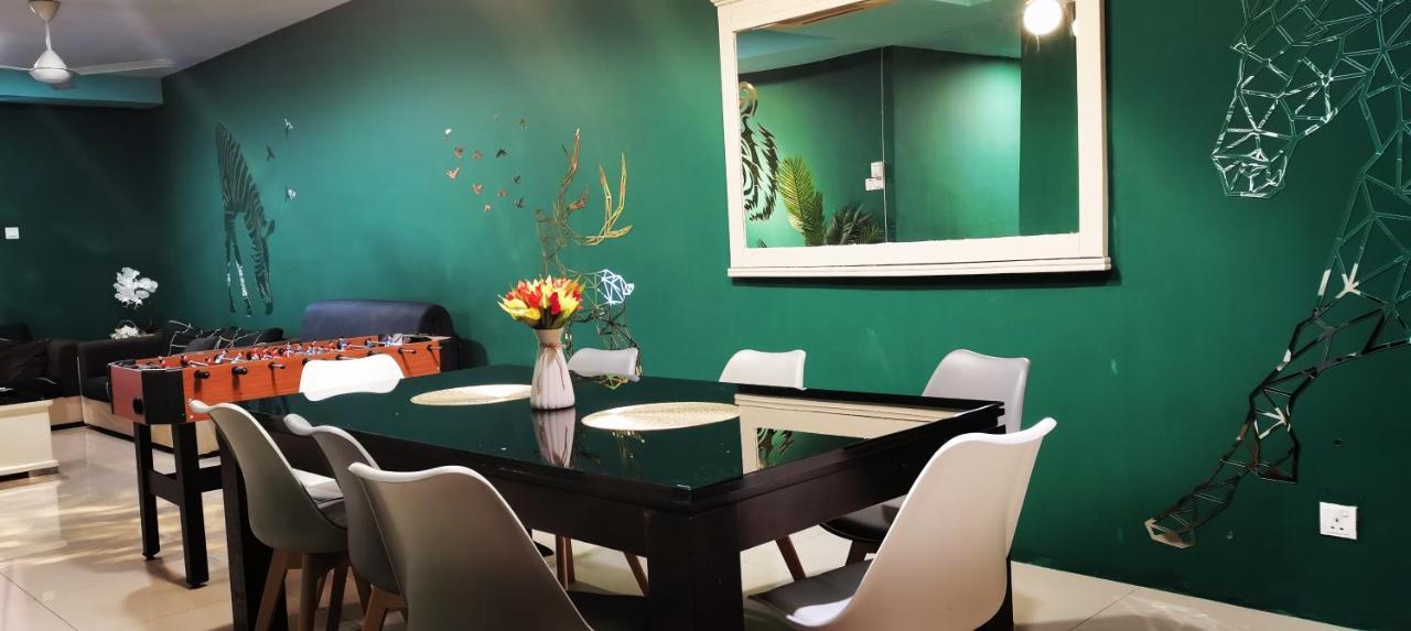 Cozy Forest Themed Homestay 4 Bedroom Kuala Lumpur Bagian luar foto