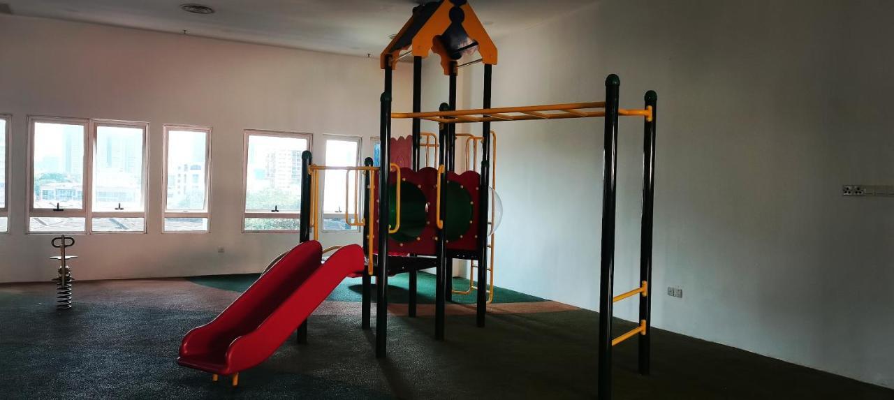 Cozy Forest Themed Homestay 4 Bedroom Kuala Lumpur Bagian luar foto